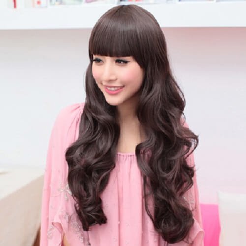 Tóc xoăn nhẹ phần đuôi nhẹ nhàng và trẻ trung