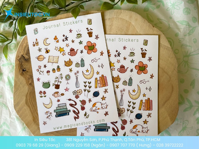 Sticker giấy đa màu sắc