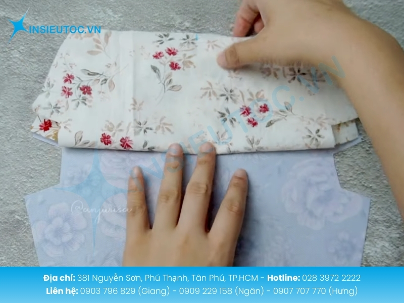 Ghép lớp vải tạo tấm hai lớp chắc chắn chuẩn bị gắn dây cài