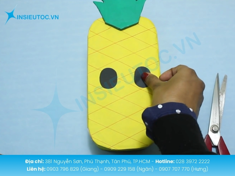 Trang trí hộp bút sáng tạo bền đẹp với giấy màu sticker và ruy băng