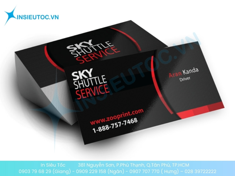 Chồng name card màu đen đỏ sang trọng, cán màng bóng tạo độ bóng và độ dày nổi bật