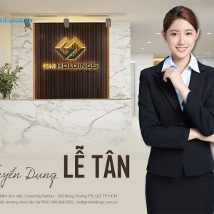 Đơn giản và chuyên nghiệp là những gì mà poster tuyển dụng nhân viên chăm sóc khách hàng muốn hướng đến. lễ tân poster tuyển dụng